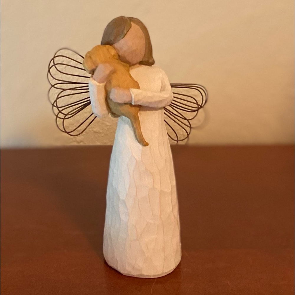 Willow Tree, Angel of Friendship figure
